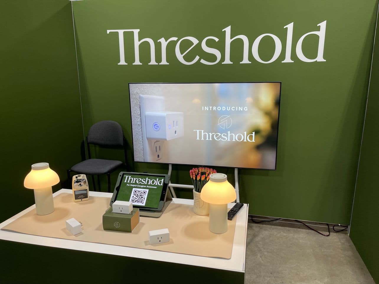 Threshold solution image